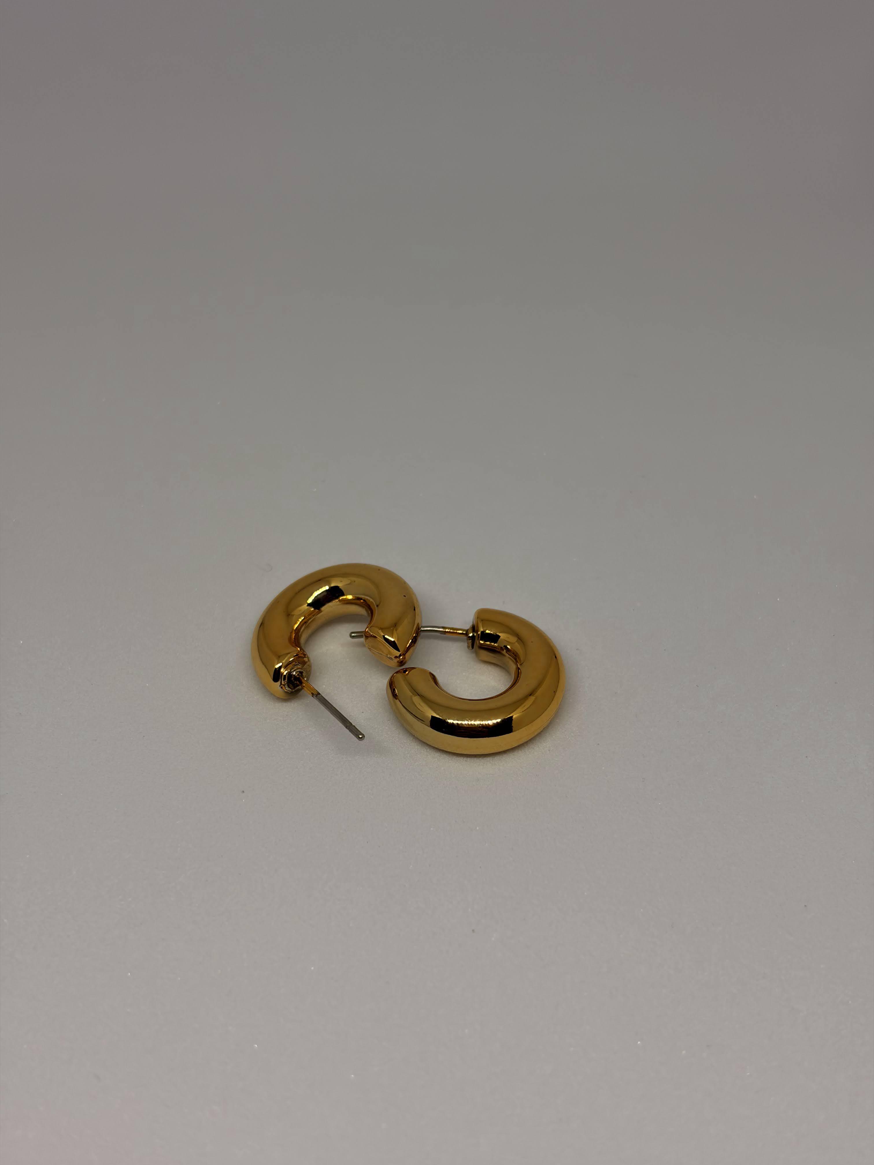 Sculpted Cuff Hoops