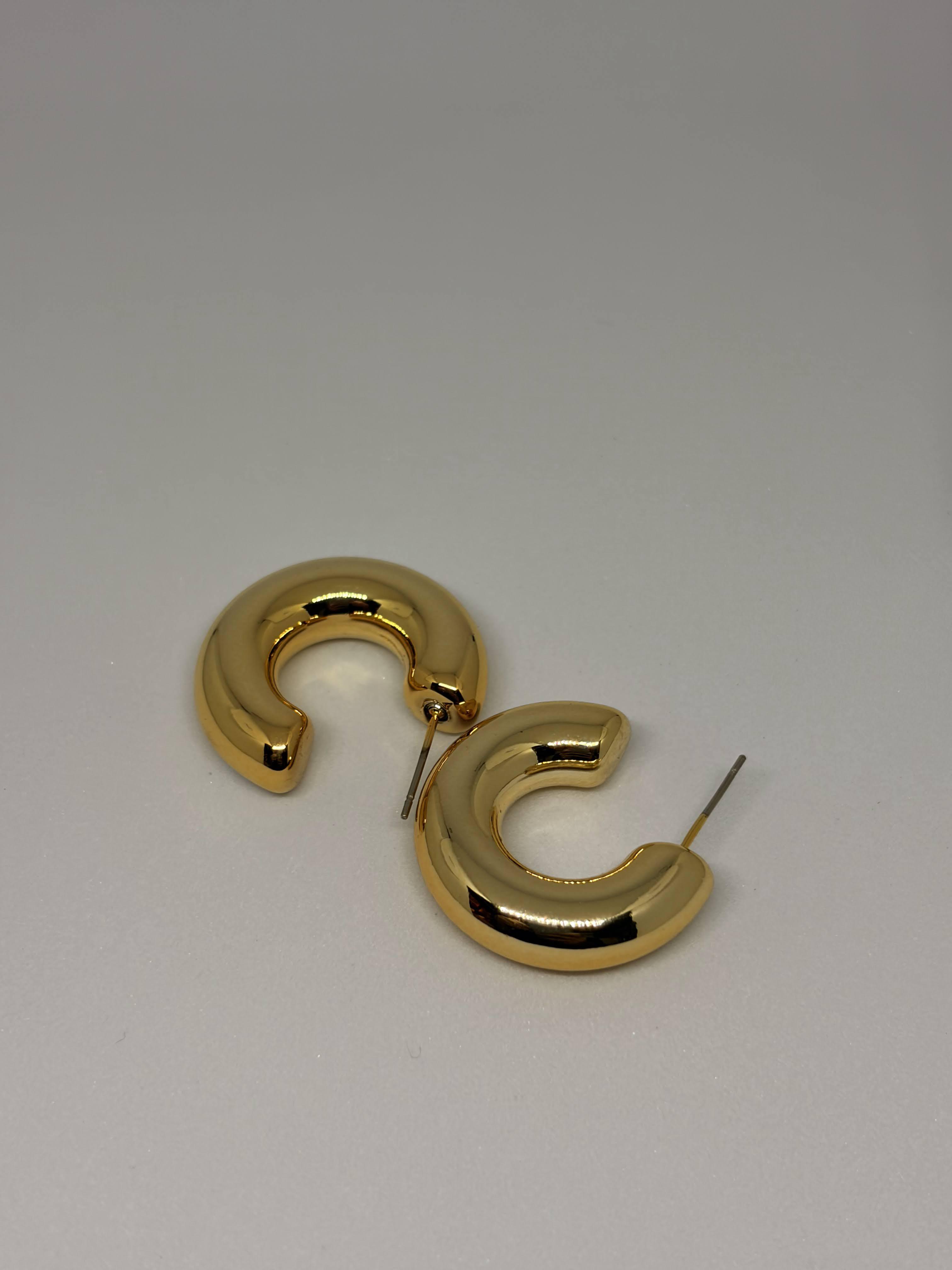 Double Curve Hoops