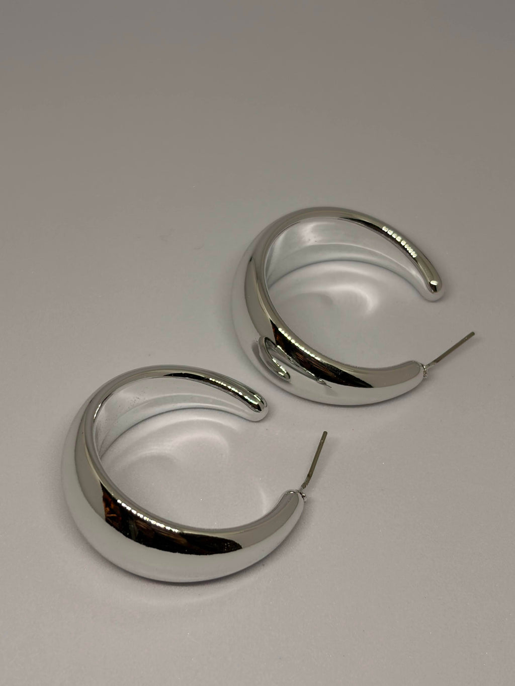 Silver Sculpt Hoops